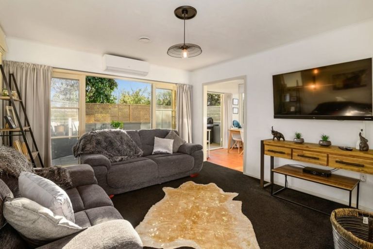 Photo of property in 17 Pandora Avenue, Sunnybrook, Rotorua, 3015