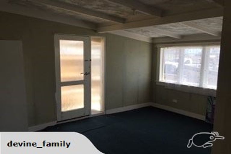 Photo of property in 28 Ngamotu Road, Moturoa, New Plymouth, 4310