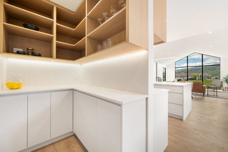 Photo of property in 117 Wooing Tree Avenue, Cromwell, 9310