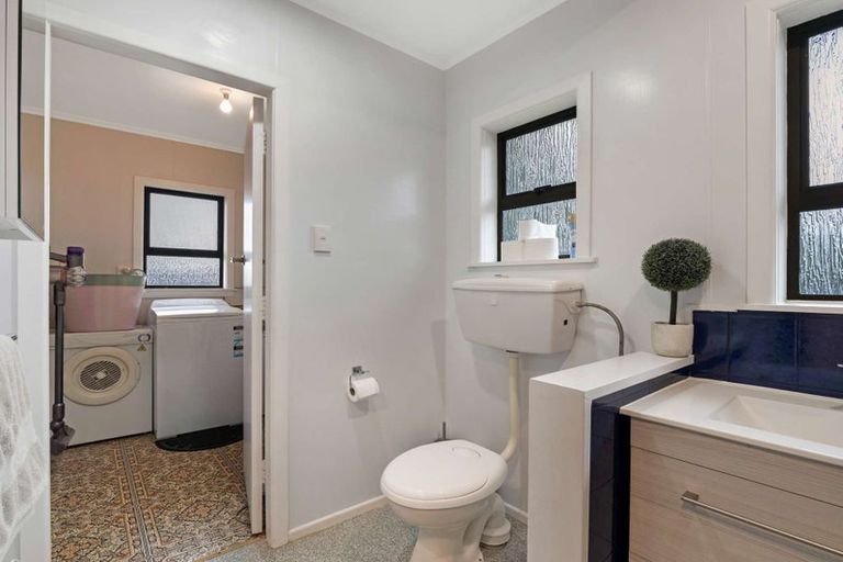 Photo of property in 54 Mosston Road, Castlecliff, Whanganui, 4501