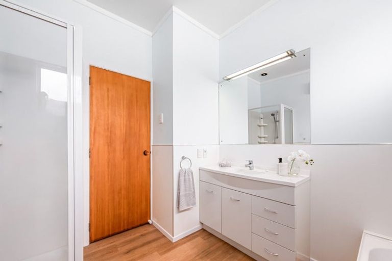 Photo of property in 19 Moa Street, Alicetown, Lower Hutt, 5010