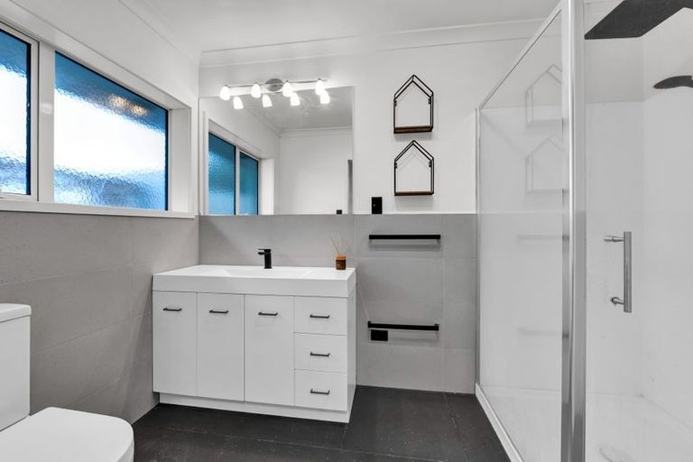 Photo of property in 92b Fairfield Road, Hawera, 4610