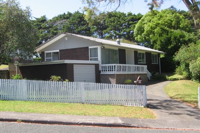 Photo of property in 24 Gladys Avenue, Glenfield, Auckland, 0629