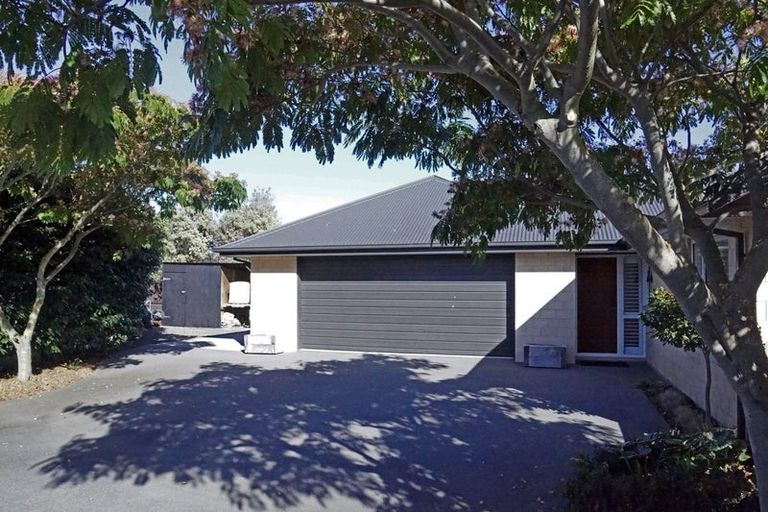 Photo of property in 15 Ormandy Court, Amberley, 7410