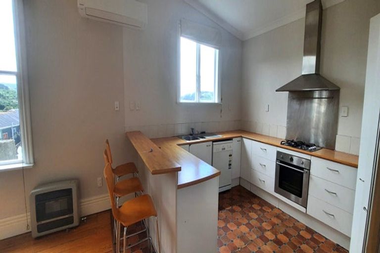 Photo of property in 377 Adelaide Road, Newtown, Wellington, 6021