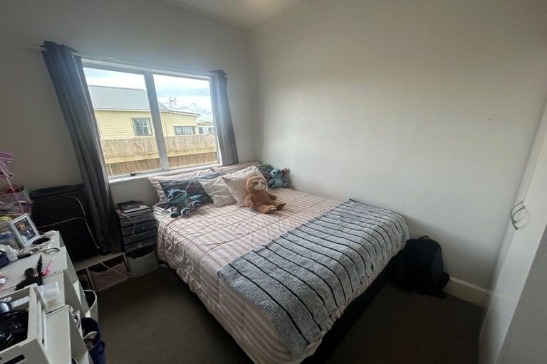 Photo of property in 39 Blake Street, Waitara, 4320