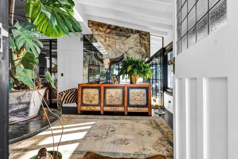 Photo of property in 120 Pendarves Street, New Plymouth, 4312