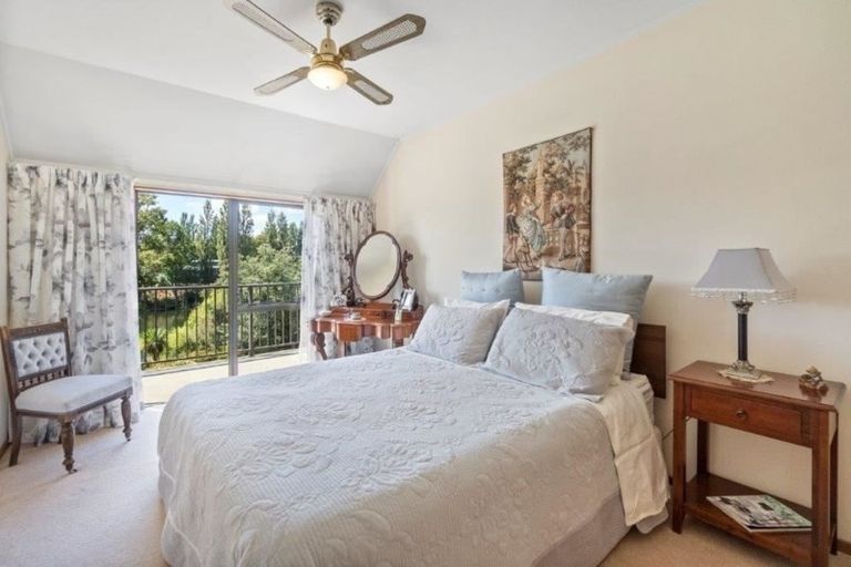 Photo of property in 74 Delamare Road, St Andrews, Hamilton, 3200