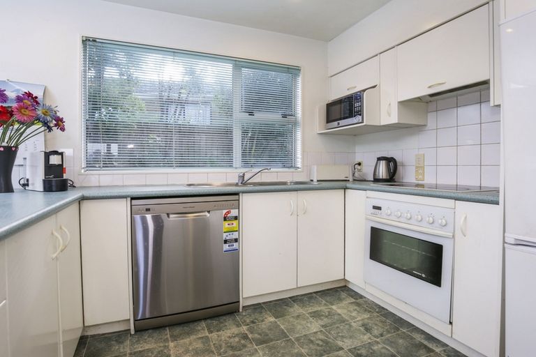 Photo of property in 5 Sailfish Drive, West Harbour, Auckland, 0618