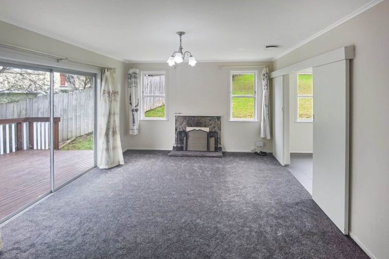 Photo of property in 26 Sovereign Place, Glenfield, Auckland, 0629
