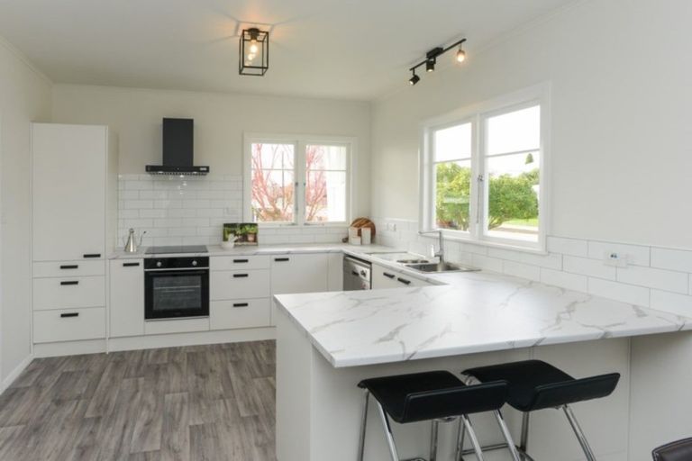 Photo of property in 400 Park Road North, Parkvale, Hastings, 4122