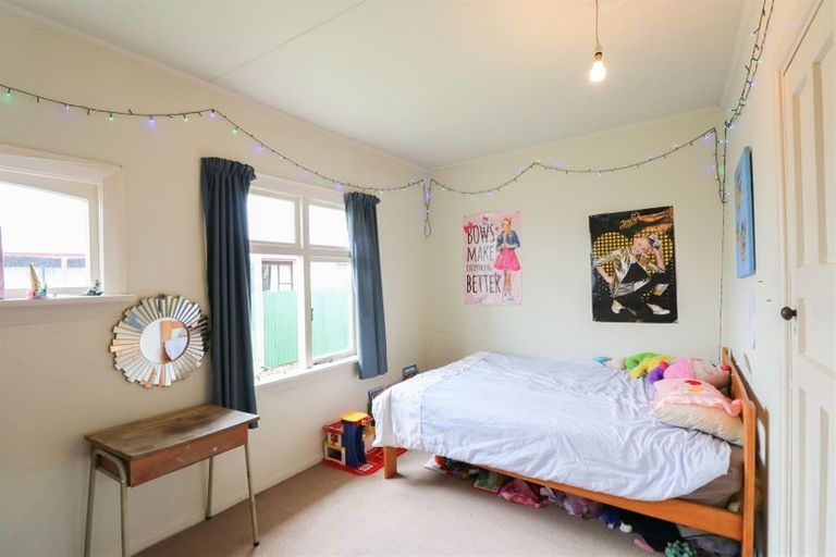 Photo of property in 8 North Terrace Road, Geraldine, 7930