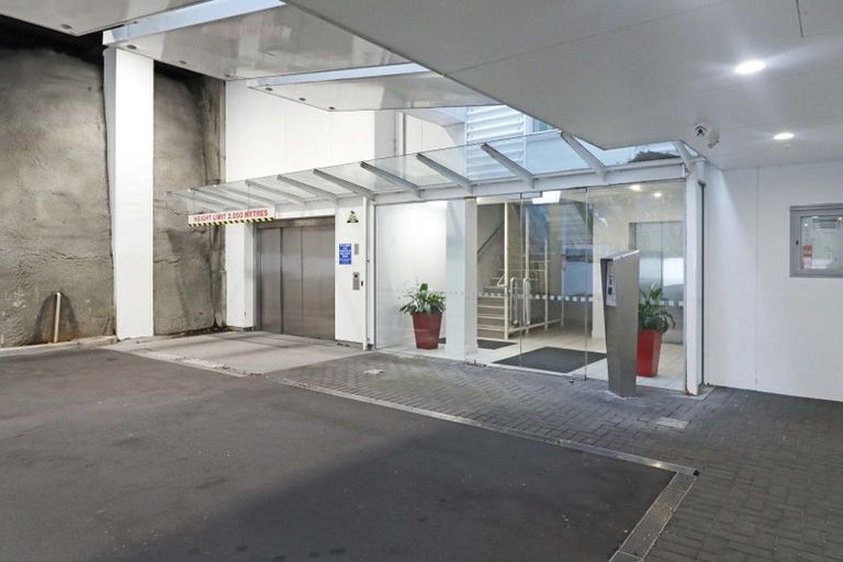 Photo of property in The Capital, 10/370 Oriental Parade, Oriental Bay, Wellington, 6011