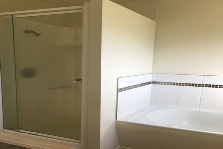 Photo of property in 96 Mountbatten Avenue, Hillcrest, Auckland, 0627