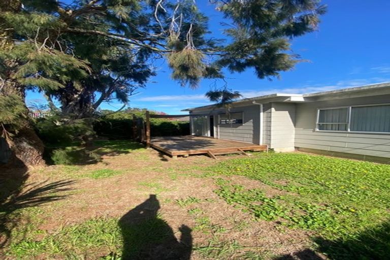 Photo of property in 77a Rosier Road, Glen Eden, Auckland, 0602