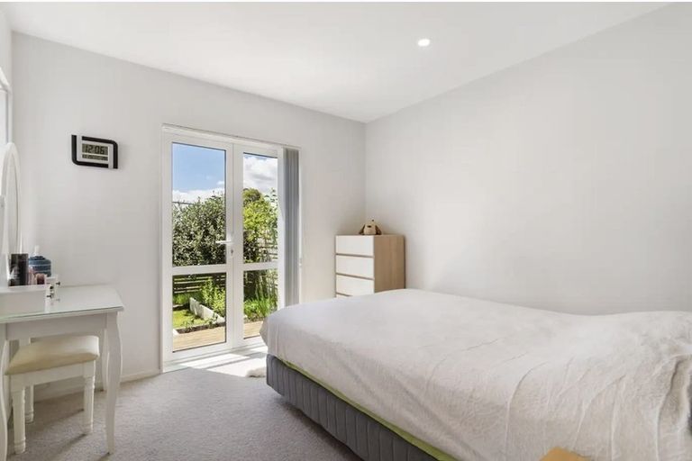 Photo of property in 63 Divide Loop, Takanini, 2112