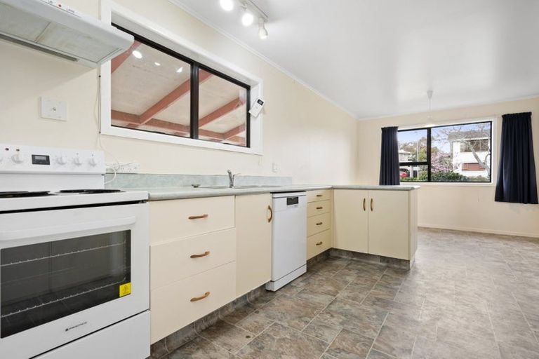 Photo of property in 33 Challinor Street, Pukete, Hamilton, 3200