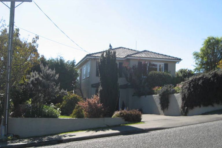 Photo of property in 9 Selwyn Street, South Hill, Oamaru, 9400