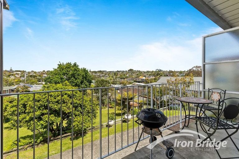 Photo of property in 1/1 Brighton Terrace, Mairangi Bay, Auckland, 0630