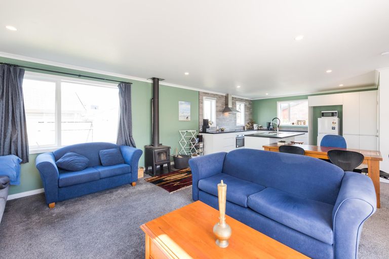 Photo of property in 184 Kelvin Grove Road, Kelvin Grove, Palmerston North, 4414