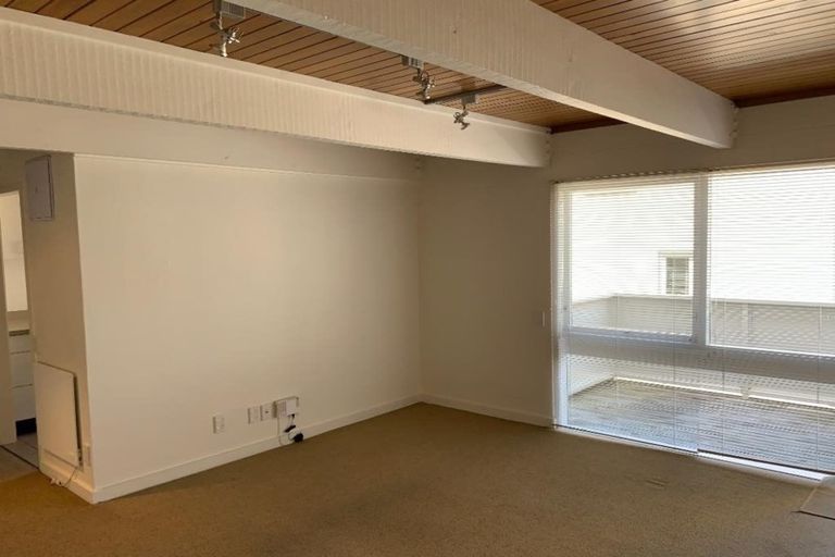 Photo of property in 28 Cottleville Terrace, Thorndon, Wellington, 6011