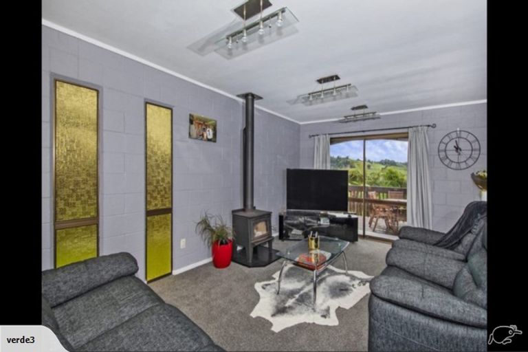 Photo of property in 24 Escalona Street, Te Kamo, Whangarei, 0112
