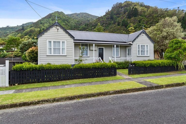 Photo of property in 20 Koromiko Street, Te Aroha, 3320