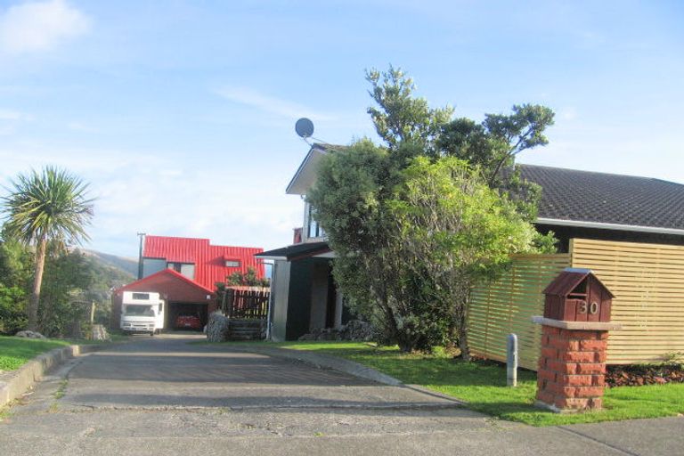 Photo of property in 30 Mercury Way, Whitby, Porirua, 5024