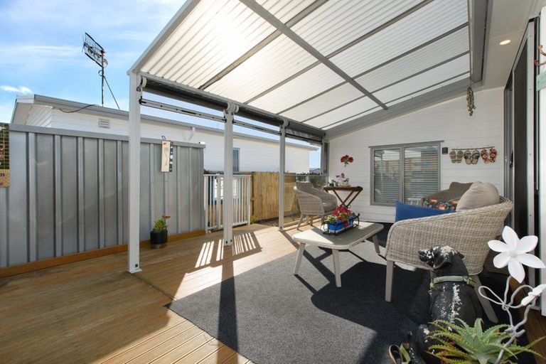 Photo of property in 11 Kamahi Crescent, Papamoa Beach, Papamoa, 3118