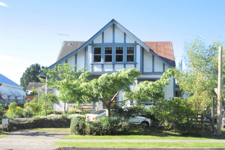 Photo of property in 66 Wainui Road, Kaiti, Gisborne, 4010