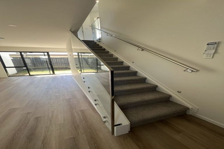 Photo of property in 4b Hazards Road, Weymouth, Auckland, 2103