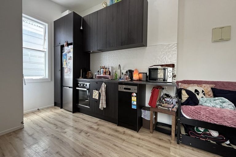 Photo of property in 20 Owen Street, Newtown, Wellington, 6021