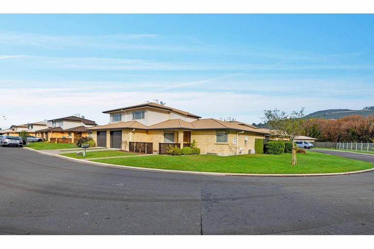 Photo of property in 35/64 Kawaha Point Road, Kawaha Point, Rotorua, 3010