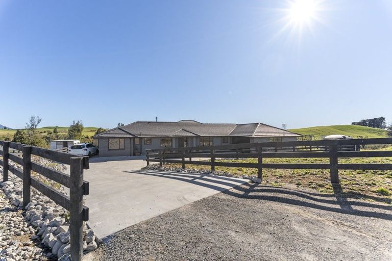Photo of property in 188 Maude Road, Kaimiro, New Plymouth, 4371