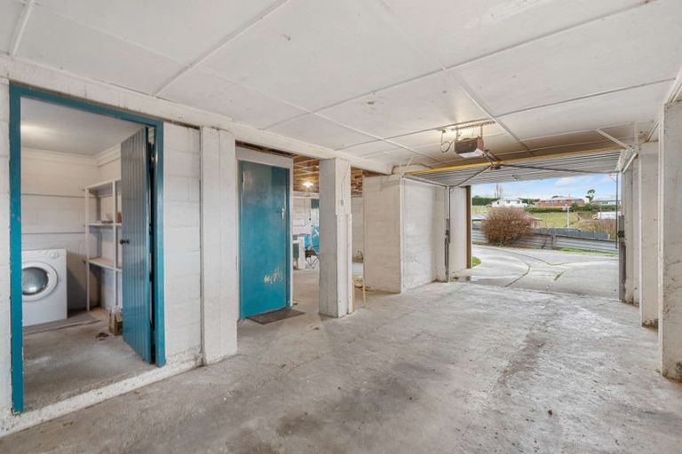 Photo of property in 1 Malcolm, Balclutha, 9230