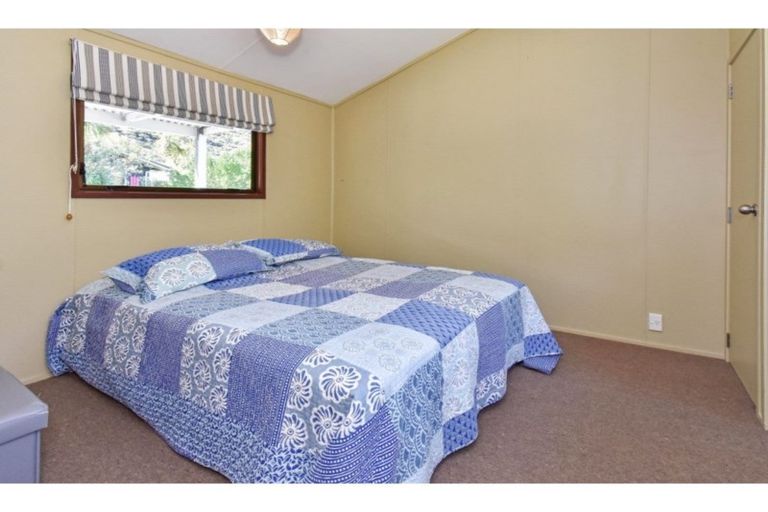 Photo of property in 4 Mission Road, Port Waikato, Tuakau, 2695