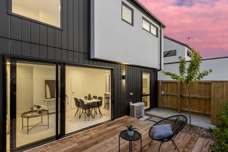 Photo of property in 3/51 Laurence Street, Waltham, Christchurch, 8011