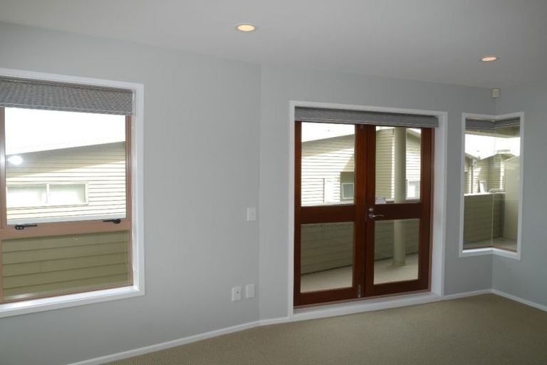 Photo of property in 10/1 Marine Parade, Paraparaumu Beach, Paraparaumu, 5032