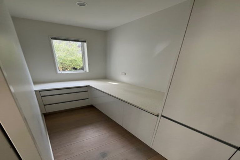 Photo of property in 12 Marae Road, Greenhithe, Auckland, 0632