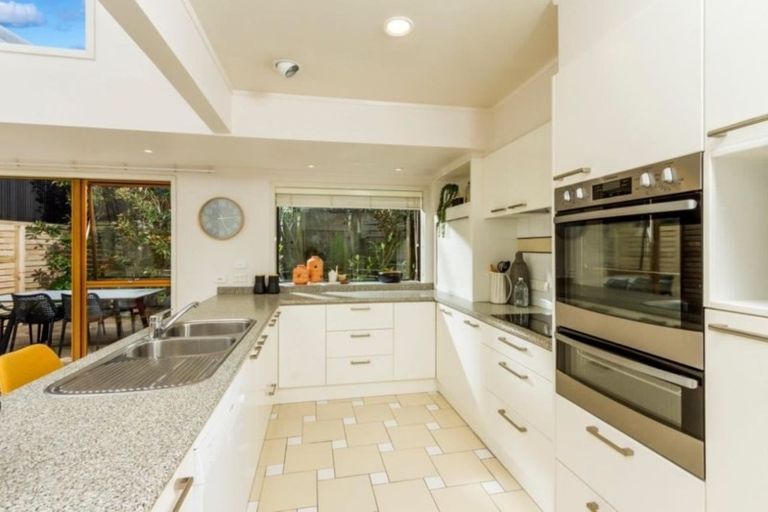Photo of property in 30 Galaxy Drive, Mairangi Bay, Auckland, 0630