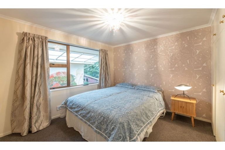 Photo of property in 2/66 Parklands Drive, Huntsbury, Christchurch, 8022