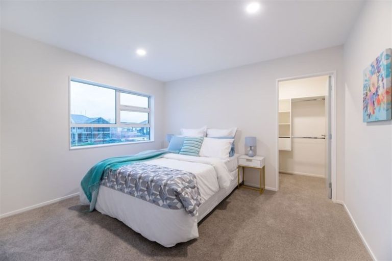 Photo of property in 12 Habitat Place, Hobsonville, Auckland, 0616
