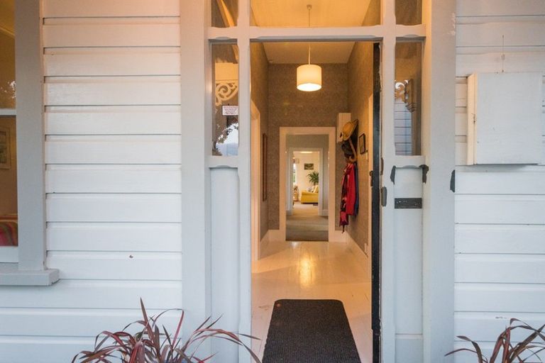 Photo of property in 325a Featherston Street, Palmerston North, 4410