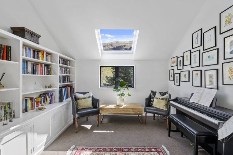 Photo of property in 94 Sumnervale Drive, Sumner, Christchurch, 8081