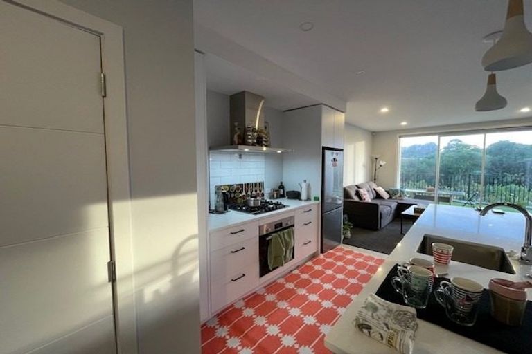 Photo of property in 48 Koreke Close, Kenepuru, Porirua, 5022