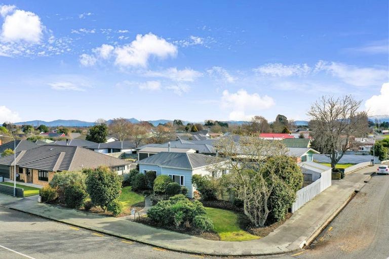 Photo of property in 2 Melcombe Street, Tinwald, Ashburton, 7700