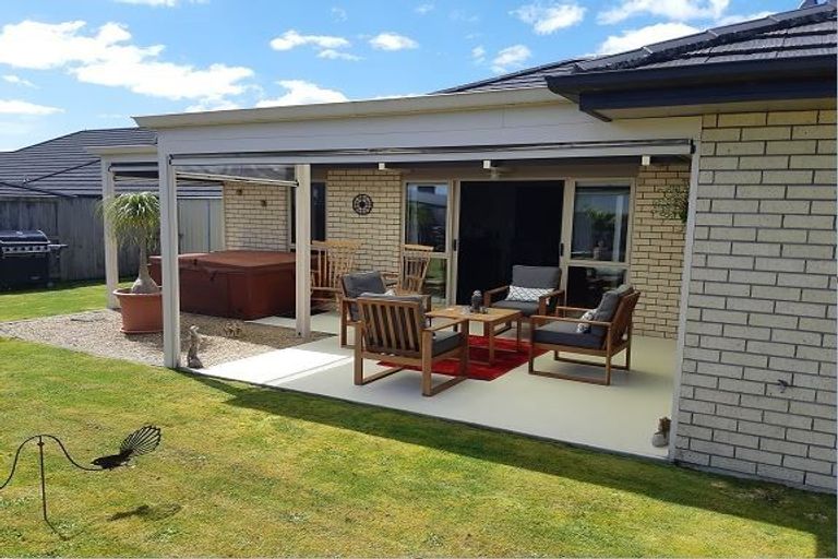 Photo of property in 69 Magellan Rise, Flagstaff, Hamilton, 3210