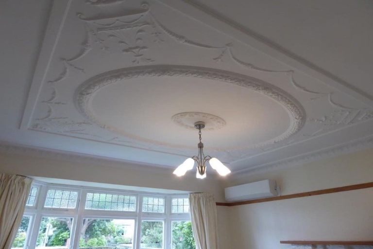 Photo of property in 22 Saint Albans Grove, Woburn, Lower Hutt, 5010