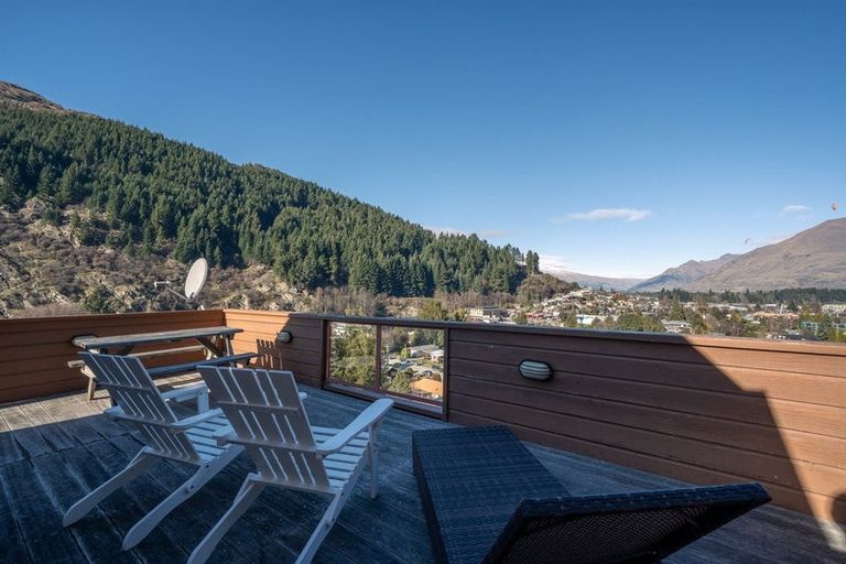 Photo of property in 8b Kiely Lane, Queenstown, 9300