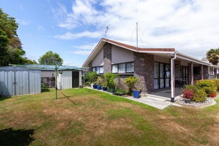 Photo of property in 38 Kowhai Street, Inglewood, 4330